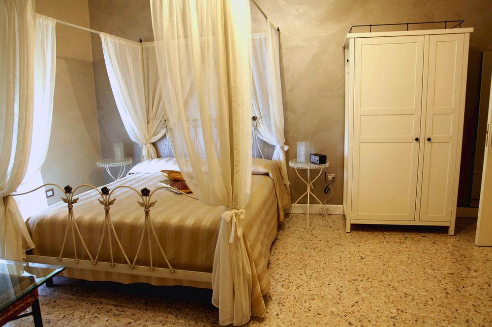 A Class Lecce Extérieur photo